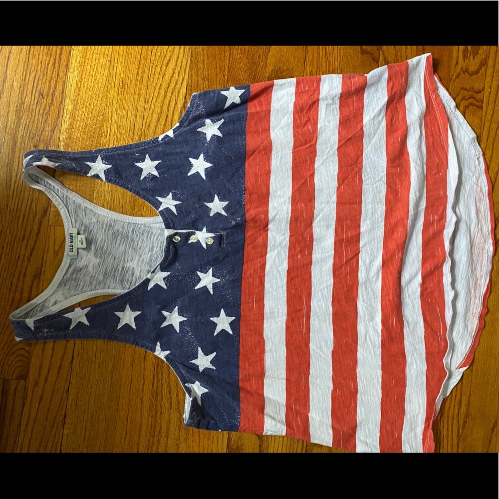 Patriotic tank